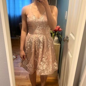 Dress size 2 brand new, never worn.